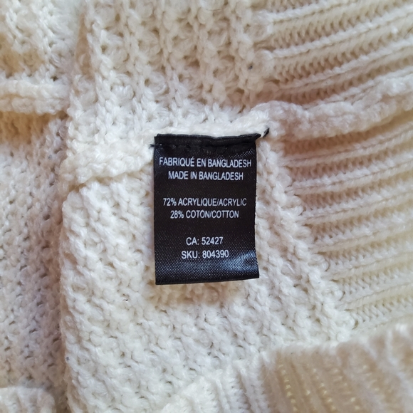 Lily Morgan Chocker Sweater - Picture 3 of 5